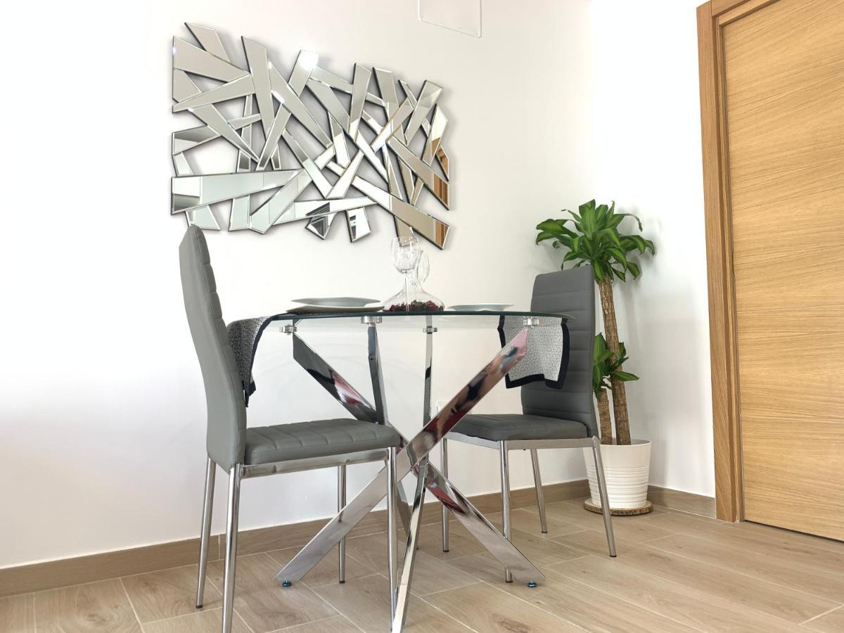 A Estrenar Preciosa Suite-Centrico-Con Jardin Y Porche Торремолинос Экстерьер фото