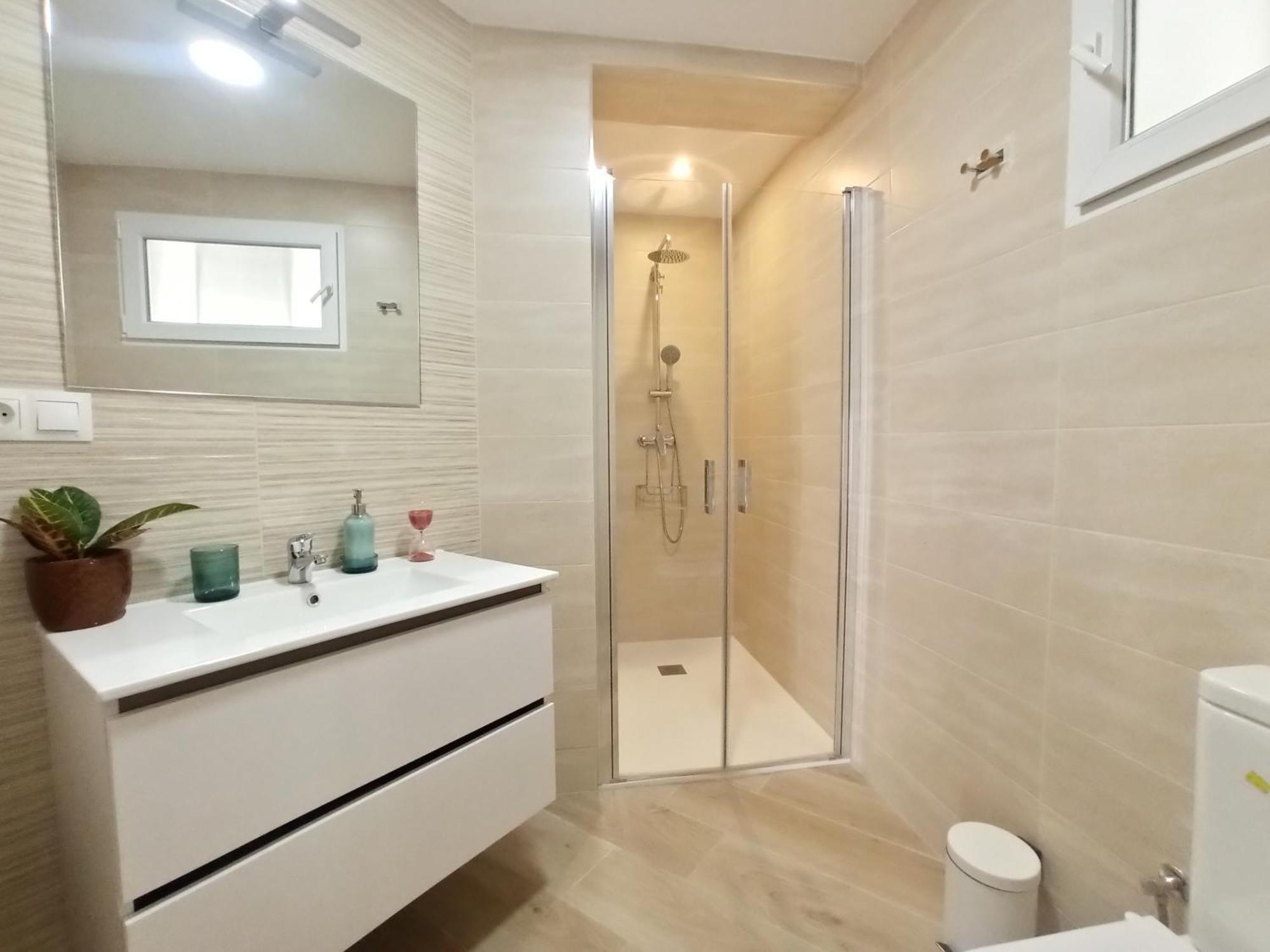 A Estrenar Preciosa Suite-Centrico-Con Jardin Y Porche Торремолинос Экстерьер фото